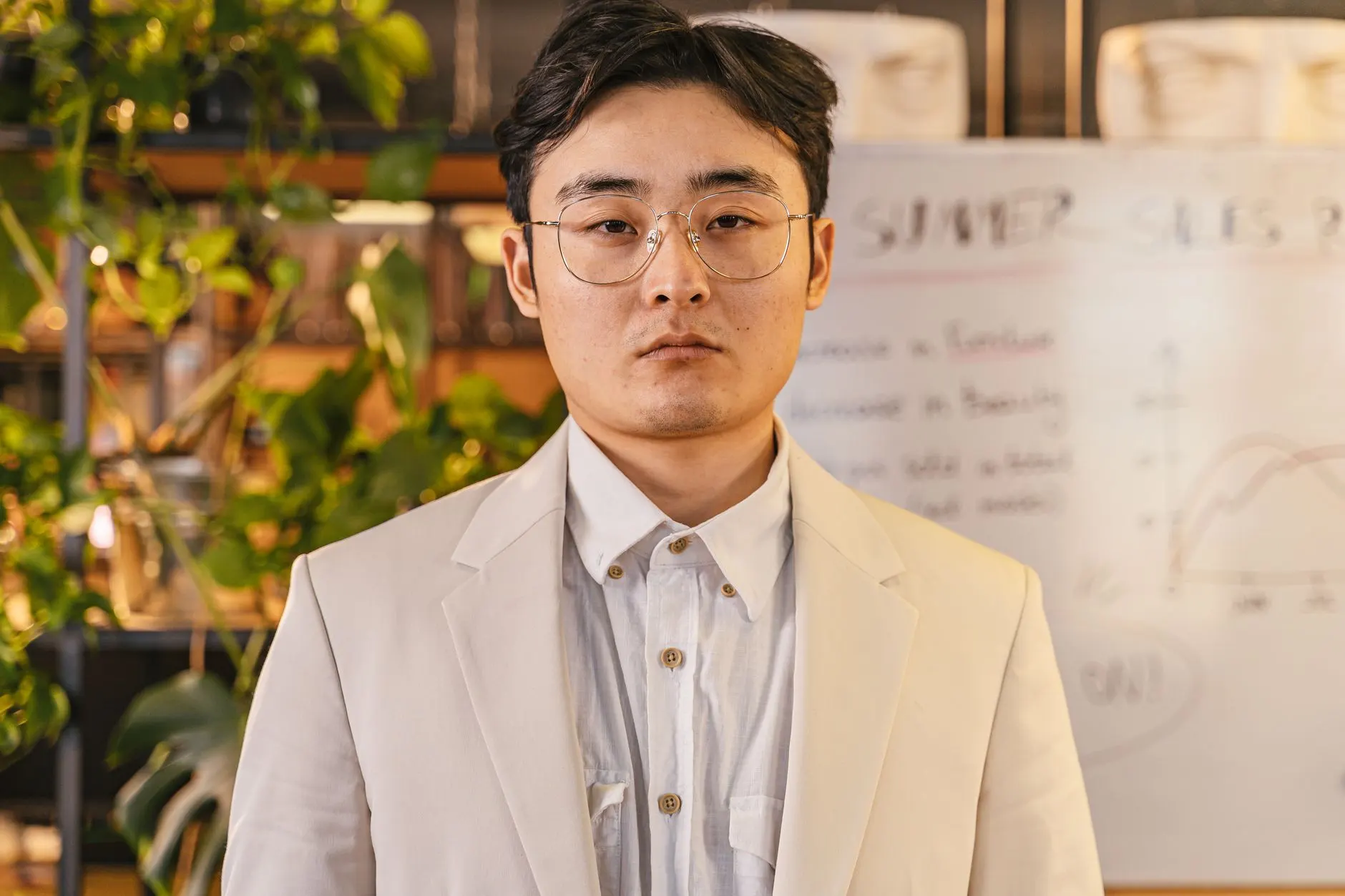 塑料挤出机温控系统与螺杆设计对造粒质量的影响分析